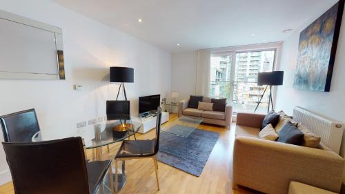 Picture of Two Bedroom Serviced Apartment In Indescon Square, Canary Wharf