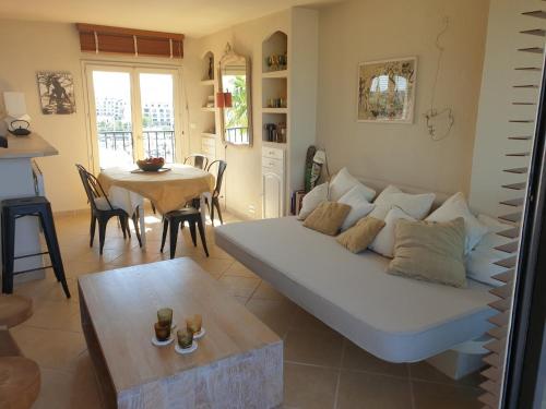 Brigantine Golfe de Saint-Tropez Brigantine Golfe de Saint-Tropez