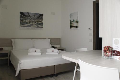 1 double bed