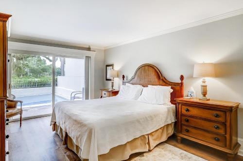 Mizzenmast Court 5 Mizzenmast Court 5