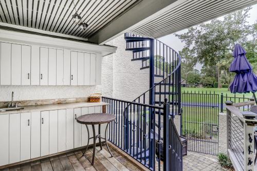 Mizzenmast Court 5 Mizzenmast Court 5