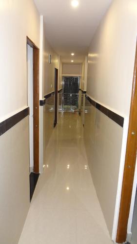 Anand P G hostel males only – Nagpur, OH