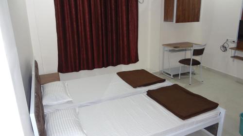 Anand P G hostel males only – Nagpur, OH