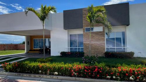 Exterior view, Casa Vacacional con Piscina Privada en Girardot in Girardot