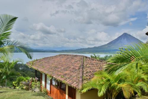 Pie in the Sky 1 Gorgeous Cottage with spectacular scenic views