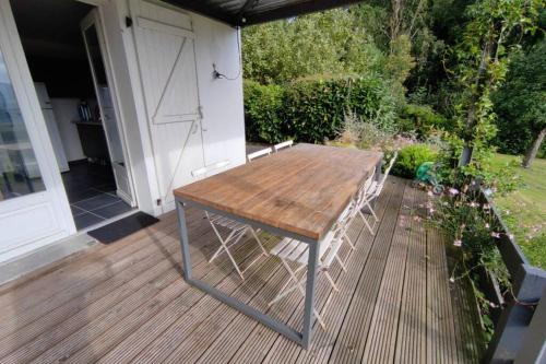 Appartement au calme avec vue et piscine au coeur du pays basque in Mauléon-Licharre