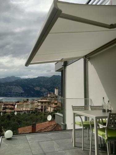 Blue Sky Green - Apartment - Malcesine