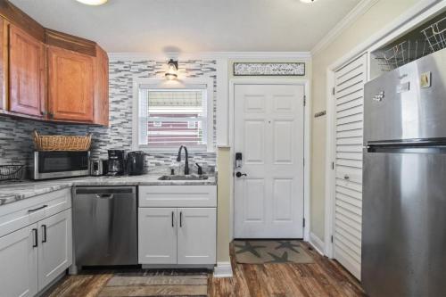 7904 Surf Drive #7 - image 12