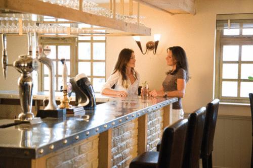 The Farmhouse Hotel and Restaurant - image 7