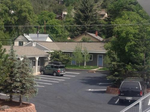 Basalt Mountain Inn - image 5
