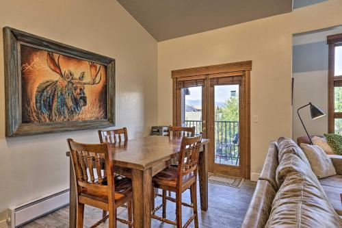 Studio on Main St - half Block to Ski Shuttle - image 8