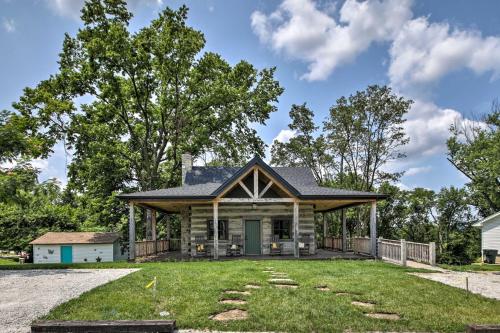 Bross Brothers Cabin with Wraparound Porch!