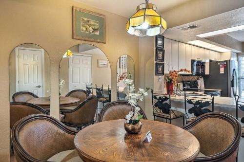 Bright Townhome with Sunroom Less Than 10 Mi to Beaches - image 5
