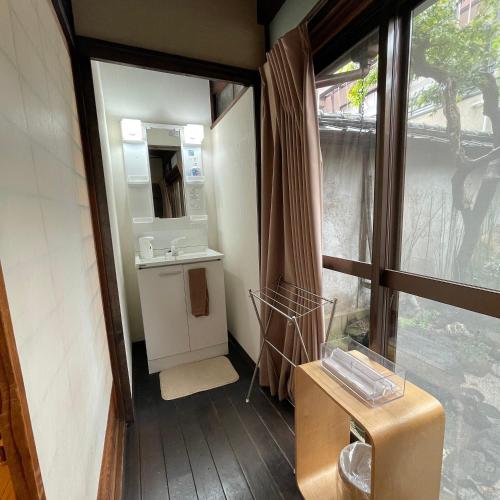 Facilities, Guesthouse KYOTO COMPASS near Horinji Temple