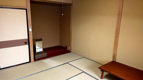 ゲストハウス　華屋 guest house HANAYA）