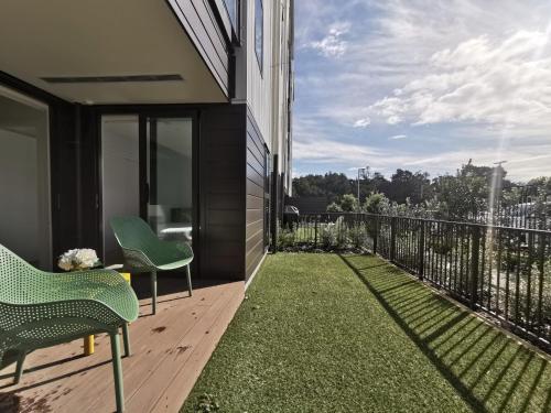 Brand New Lux 2 Bedroom Apartment, Auckland (photo 3)