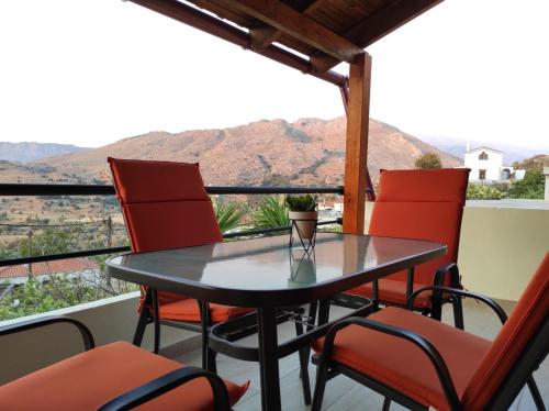 EfisHouse in Stavros