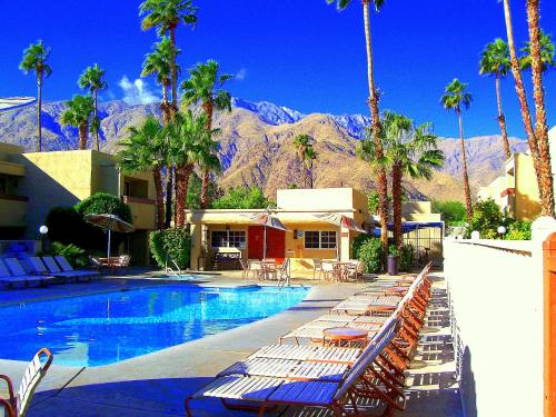 Desert Vacation Villas, a VRI resort