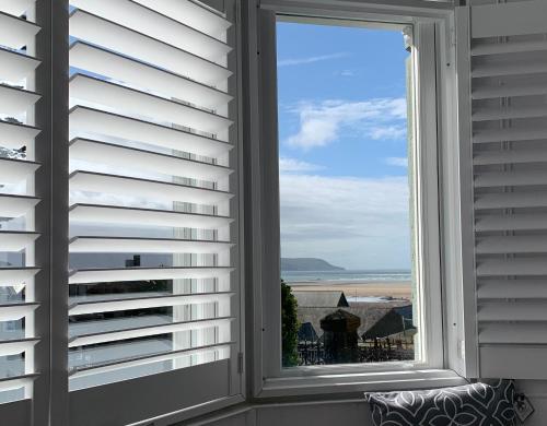 Picture of Stunning 2-Bed Sea View Apartment In Barmouth