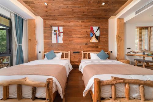 Anji Bluestone Family Resort