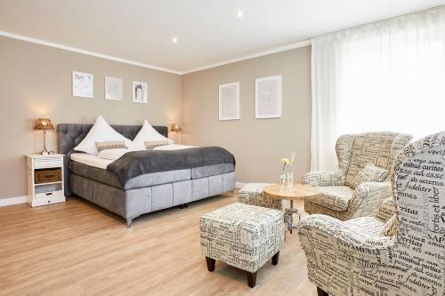 Deluxe Double Room with Shower