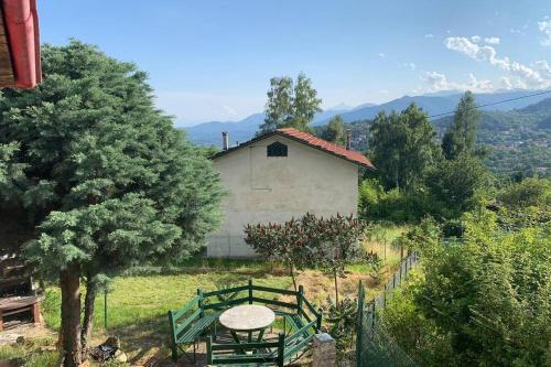Appartamento con giardino privato. in Rubiana