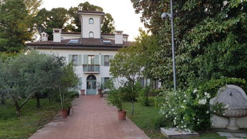 Al Melograno - Room & Breakfast 1