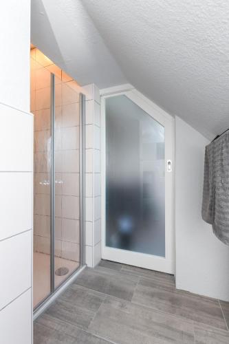 Kamar Mandi, Ferienwohnung Abendrot im Haus Auszeit Crusoh in Helgoland