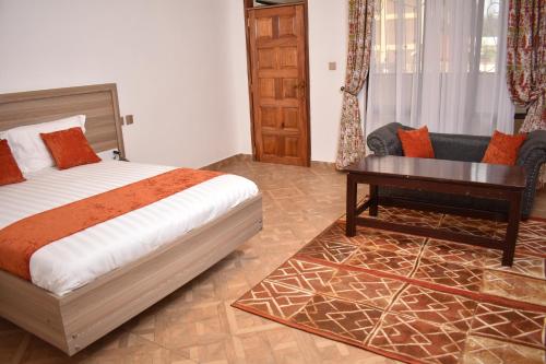 Place Caravan Kakamegaa