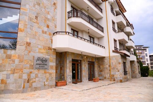 Parklands Hotel & Pool – Bansko, NC
