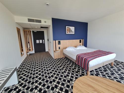 1 double bed