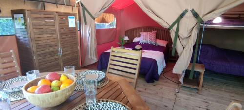 2 bedrooms, 3 beds