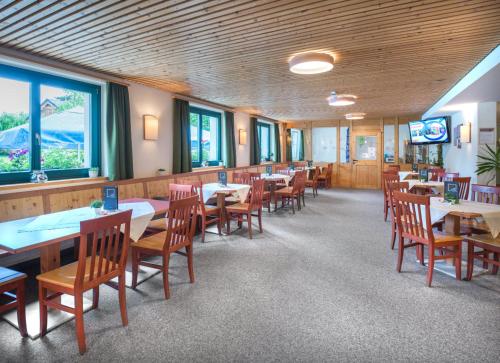 JUFA Hotel Bad Aussee - image 13