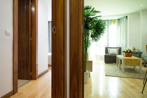 Apartamentos Adelfas - image 4