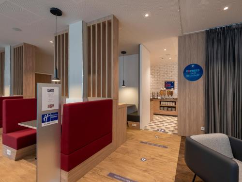 Holiday Inn Express - Offenbach an IHG Hotel - image 41
