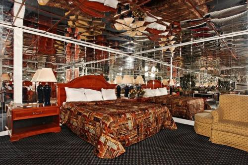 The Regal Inn & Suites Rosedale (MD)