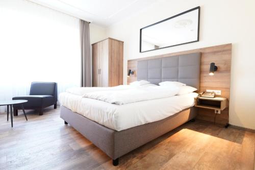 1 queen bed