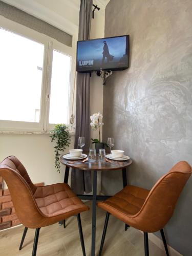 المرافق, Roubaix Lille private shower & Netflix in Roubaix