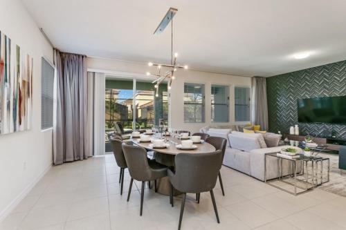 Luxury 6 Bedroom 4 Bath Home With Spa villa - image 9
