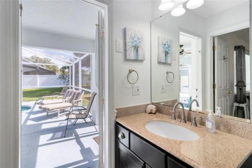 Villa Cove - 168 Shady Oak by Fairytale VR - image 8