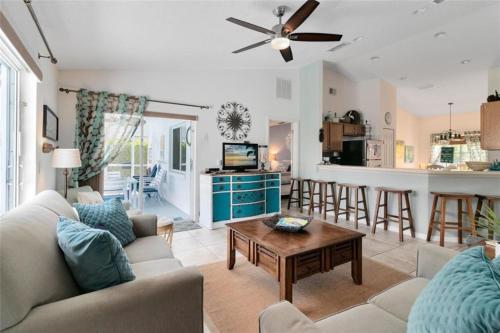 Villa Cove - 168 Shady Oak by Fairytale VR - image 10