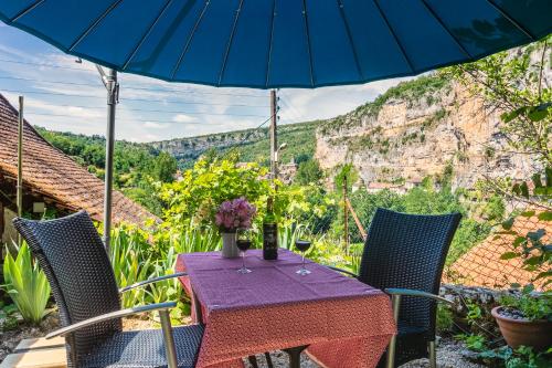 Gîtes Un Jardin dans la Falaise