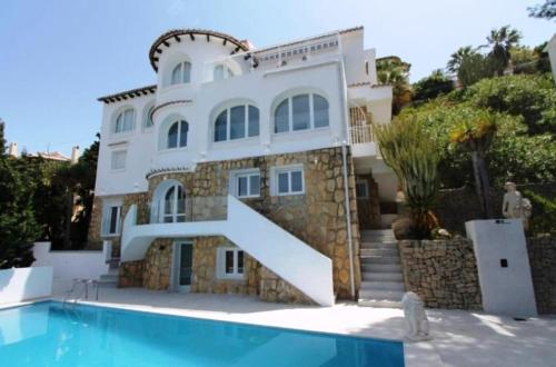  Sportsman House in Teulada