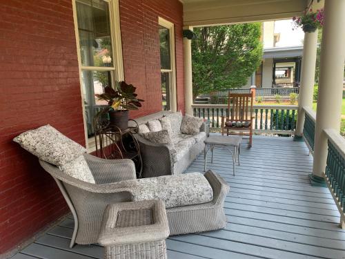 נוף חוץ, Bayberry House Bed and Breakfast in סטאובנויל(או איץ')