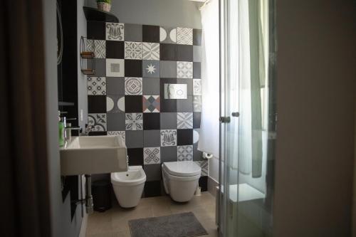 Deluxe Room with Garden View image 4