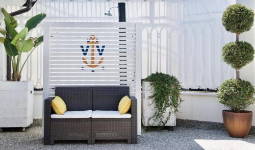 King Room with Garden View room in Villa Volli Three Rooms