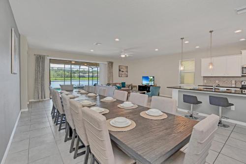 8BR Mansion - Family Resort - Private Pool Hot Tub and Games! - image 3