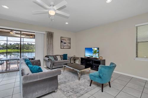 8BR Mansion - Family Resort - Private Pool Hot Tub and Games! - main image