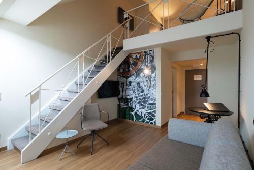 Apartment - Split Level