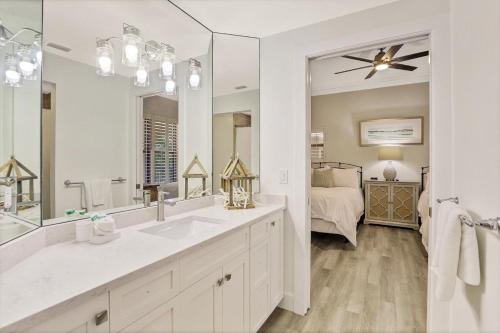 Esplanade II 306 - image 14